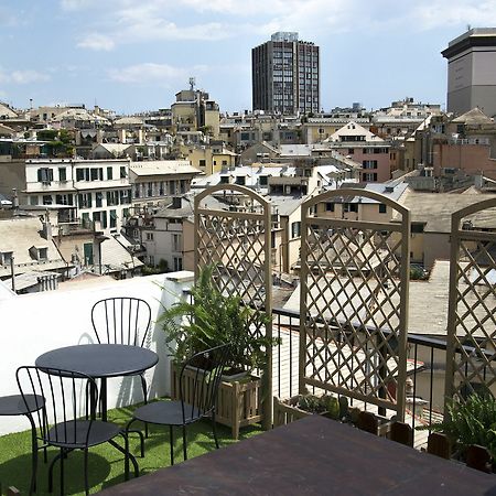 Hotel Sky On The Roofs - Il Cielo Sui Tetti Genua Exterior foto